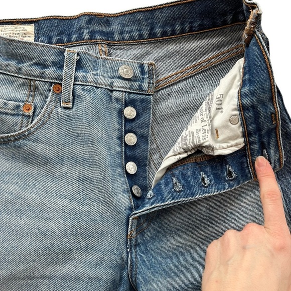 Levi’s 501 Two-Tone Patchwork Jeans W25 L30 High Rise Straight Leg Raw Hem Y2K - Picture 7 of 16